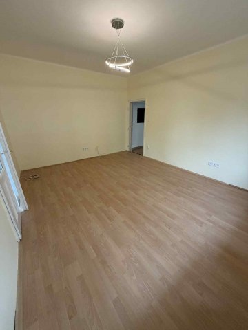 Kiadó téglalakás, albérlet, Pécsett, Endre utcában, 2 szobás