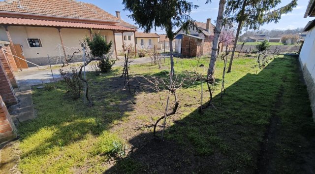 Eladó családi ház, Kétegyházán 19.9 M Ft, 2 szobás