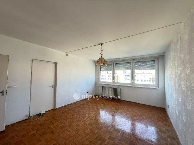 Eladó panellakás, Budapesten, XIV. kerületben 65 M Ft, 1+2 szobás