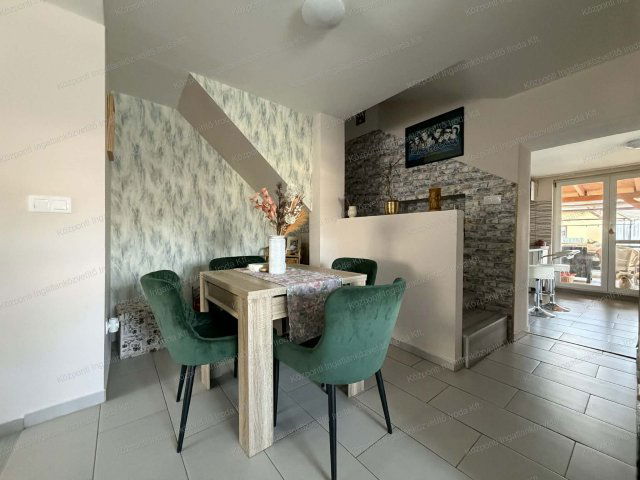 Eladó ikerház, Tatabányán 91.99 M Ft, 3 szobás