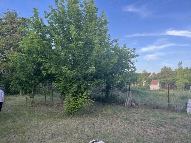 Eladó családi ház, Kecskeméten 18.9 M Ft, 1 szobás