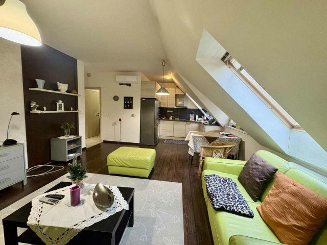 Kiadó téglalakás, albérlet, Debrecenben 220 E Ft / hó