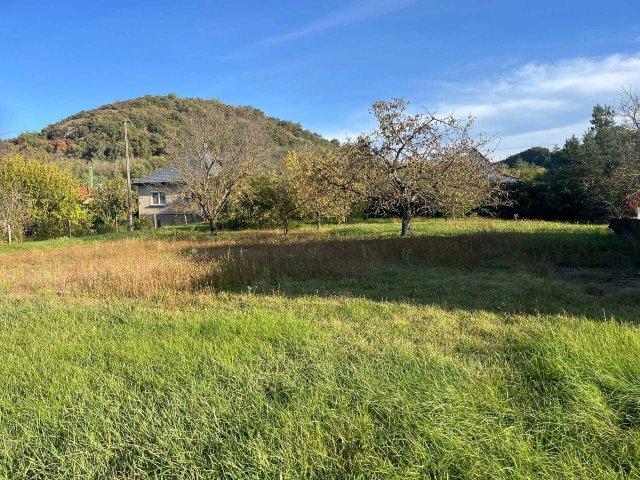 Eladó telek, Pilisjászfalun 39.9 M Ft / költözzbe.hu