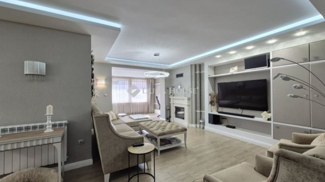 Eladó családi ház, Kecskeméten 199 M Ft, 4 szobás