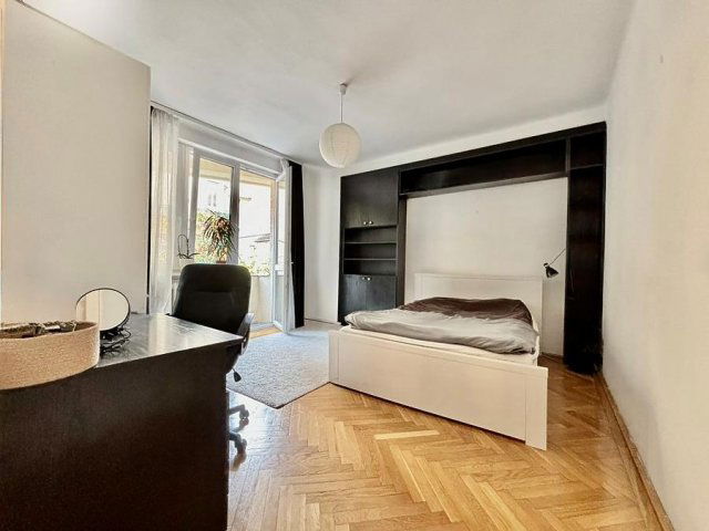 Eladó téglalakás, Budapesten, II. kerületben 120 M Ft, 4 szobás