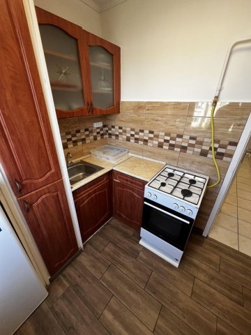 Eladó panellakás, Debrecenben 59.9 M Ft, 3 szobás