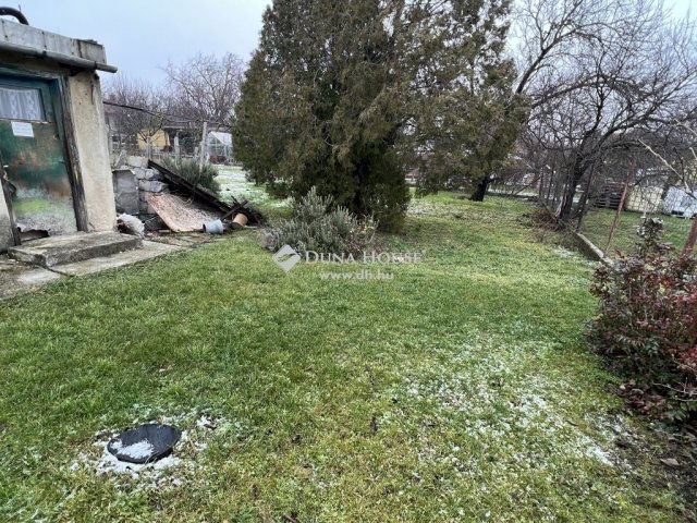 Eladó családi ház, Várpalotán 19.9 M Ft, 3 szobás