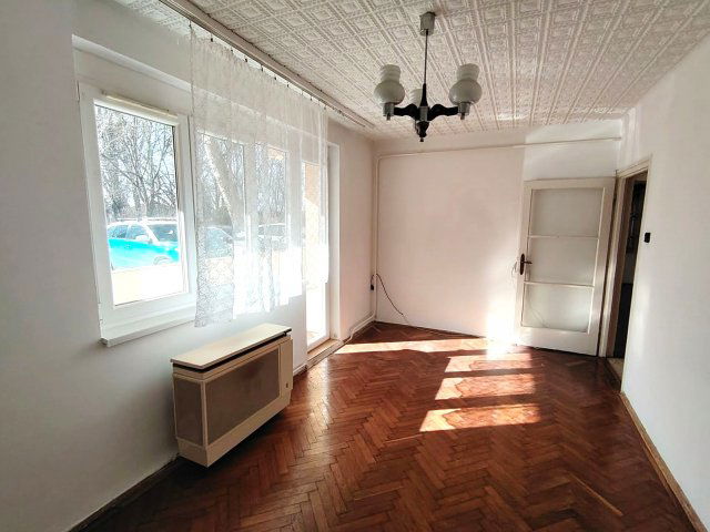 Eladó téglalakás, Székesfehérvárott 52.9 M Ft, 2 szobás