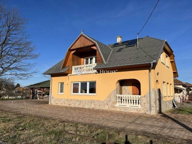 Eladó családi ház, Inárcson 129.9 M Ft, 6 szobás