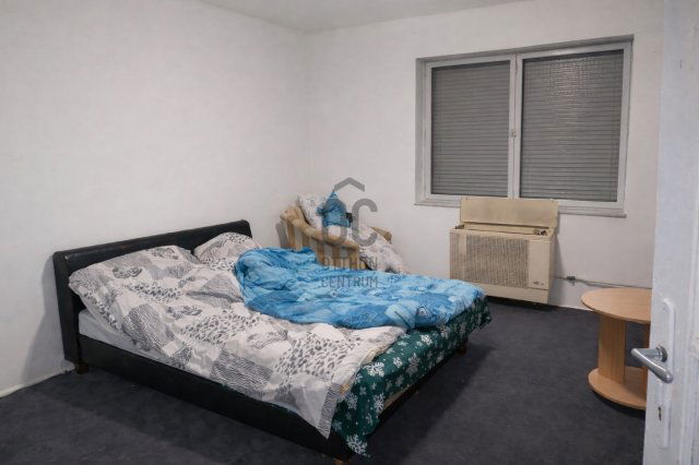 Eladó családi ház, Nyíracsádon 20 M Ft, 2 szobás