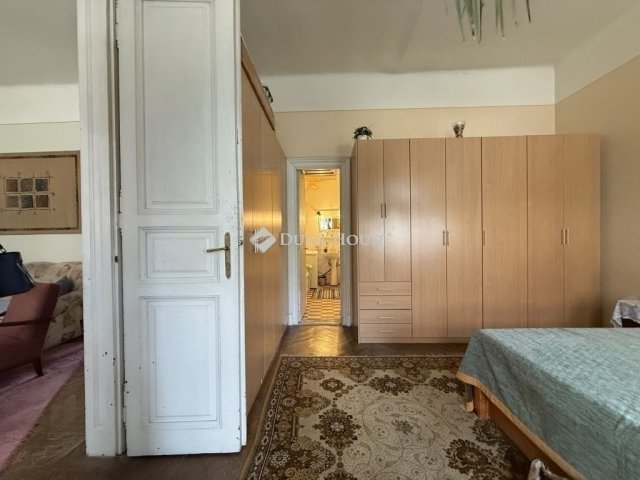 Eladó téglalakás, Budapesten, VI. kerületben 114.9 M Ft