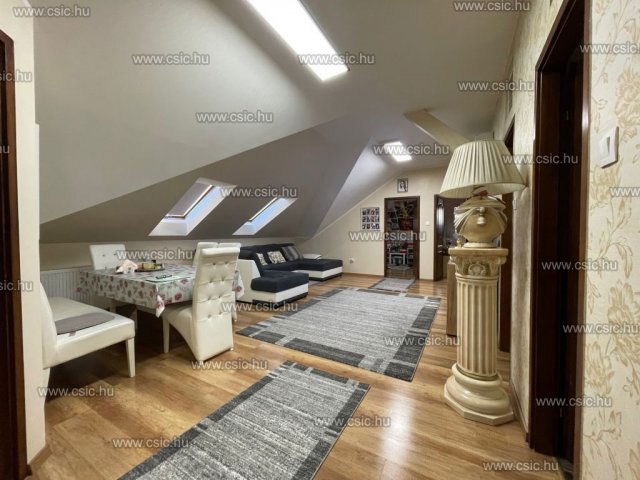 Eladó téglalakás, Dunakeszin 84.9 M Ft, 1+3 szobás