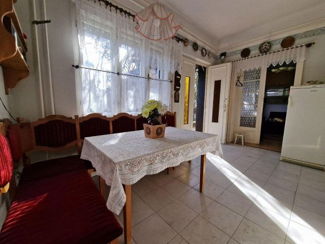 Eladó ikerház, Dunakeszin 64.9 M Ft, 1+2 szobás