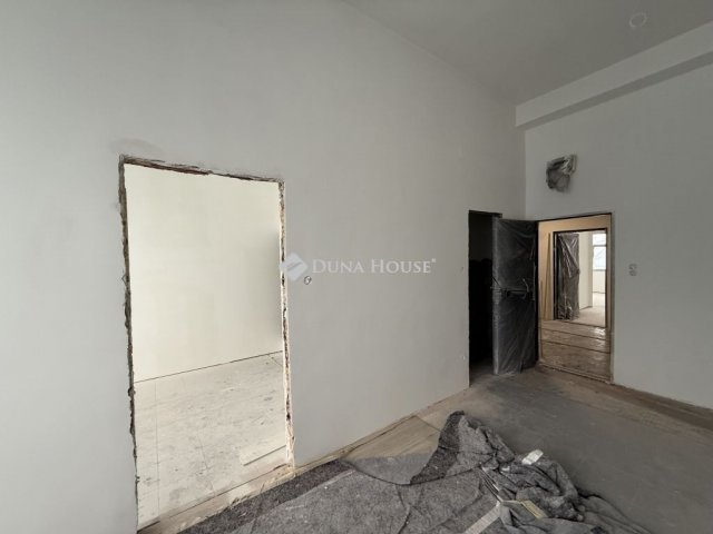Eladó téglalakás, Budapesten, XXI. kerületben 27.9 M Ft