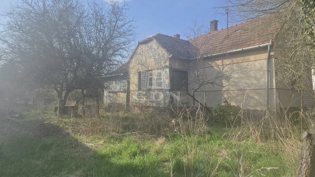 Eladó családi ház, Bakon 19 M Ft, 3 szobás