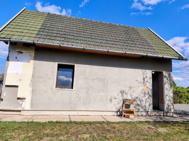 Eladó nyaraló, Békéscsabán 15.2 M Ft, 1+1 szobás