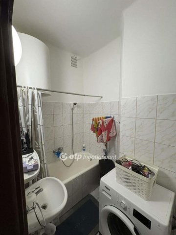 Eladó téglalakás, Aszódon 33 M Ft, 1 szobás