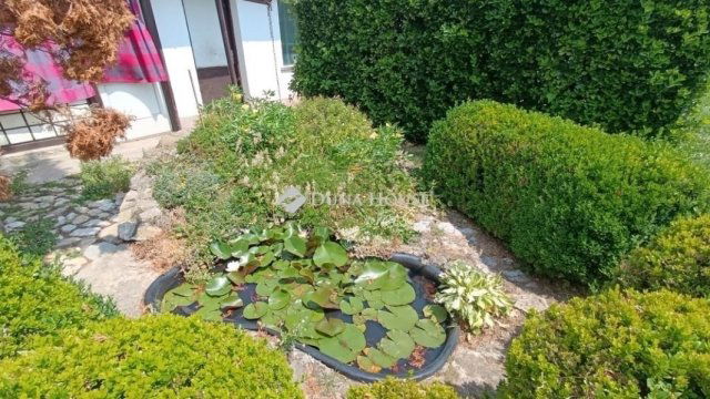 Eladó családi ház, Bólyban 58 M Ft, 6 szobás