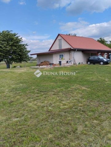 Eladó mezogazdasagi ingatlan, Dabason 47.5 M Ft, 3 szobás