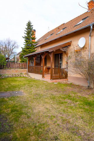 Eladó téglalakás, Szigetszentmiklóson 102 M Ft, 3 szobás