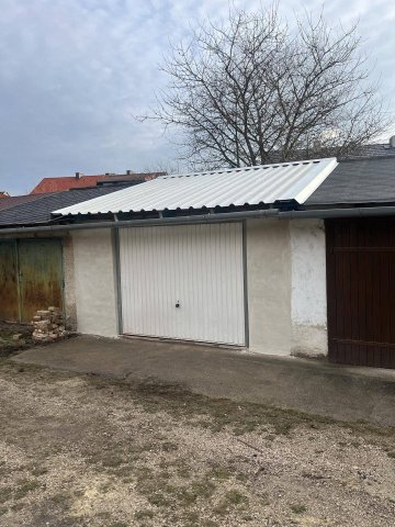 Eladó garázs, Székesfehérvárott 5.5 M Ft / költözzbe.hu