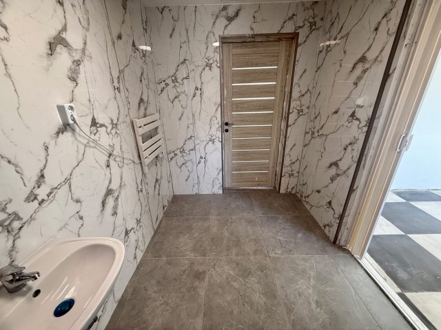 Eladó családi ház, Súron 29.9 M Ft, 2 szobás