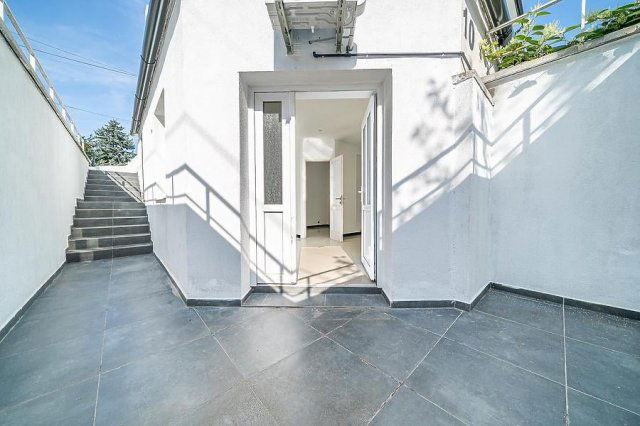 Eladó téglalakás, Budapesten, XXI. kerületben 40 M Ft