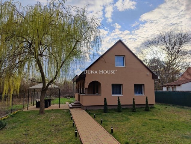 Eladó családi ház, Dömsödön 56.9 M Ft, 3 szobás