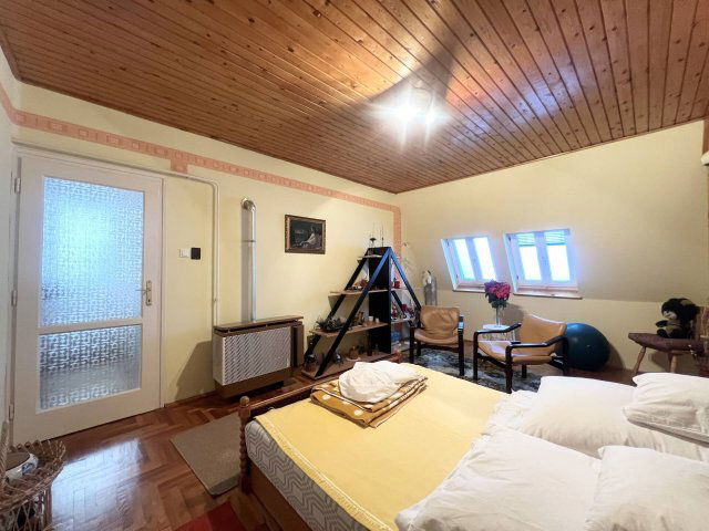 Eladó családi ház, Békéscsabán 75.5 M Ft, 5 szobás