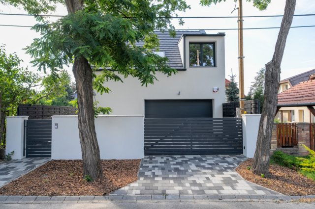 Eladó családi ház, Budapesten, III. kerületben 275 M Ft