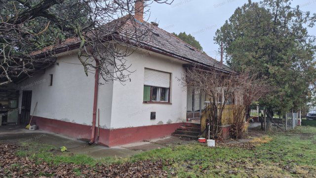 Eladó családi ház, Kerekegyházán 52 M Ft, 2 szobás