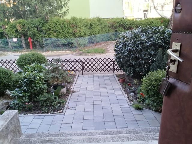 Eladó sorház, Hévízen 100 M Ft, 5 szobás / költözzbe.hu