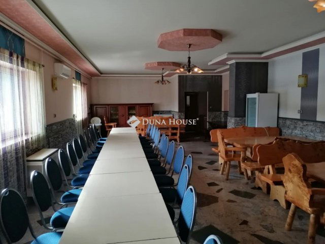 Eladó üzlethelyiség, Gávavencsellőn 95 M Ft