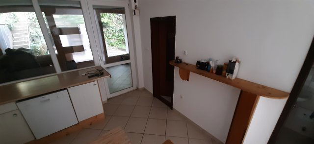 Eladó téglalakás, Pécsett 110 M Ft, 4 szobás