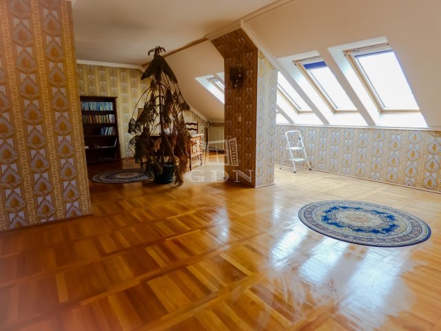 Eladó ikerház, Budapesten, XVI. kerületben 179.9 M Ft, 5 szobás