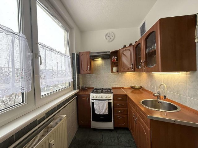 Eladó panellakás, Budapesten, III. kerületben 69.9 M Ft, 2 szobás