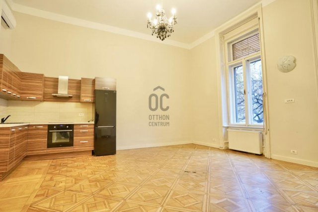 Kiadó téglalakás, albérlet, Budapesten, VI. kerületben