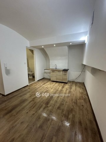 Eladó ipari ingatlan, Budapesten, VIII. kerületben 23 M Ft