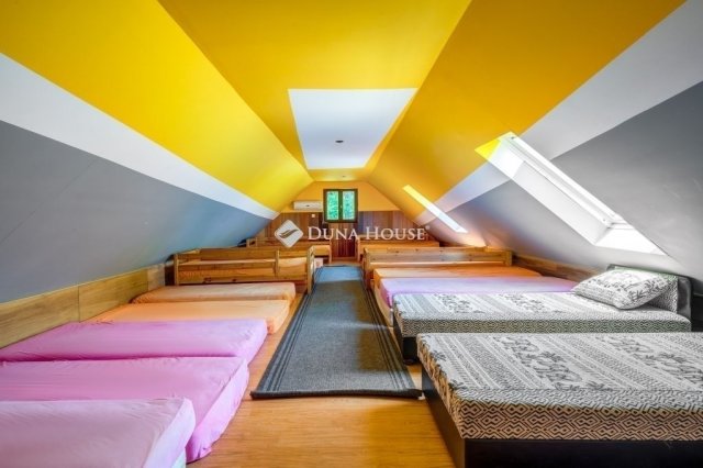 Eladó mezogazdasagi ingatlan, Pusztavacson 260 M Ft, 4 szobás