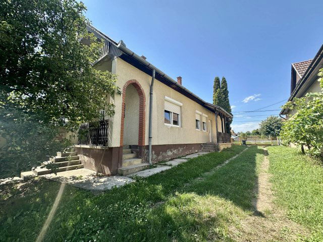 Eladó családi ház, Öreglakon 39.9 M Ft, 3 szobás