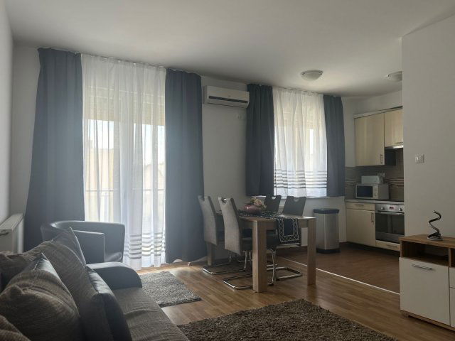 Kiadó téglalakás, albérlet, Debrecenben 350 E Ft / hó, 3 szobás