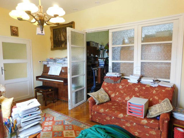 Eladó családi ház, Pécsett 129.99 M Ft, 5+2 szobás