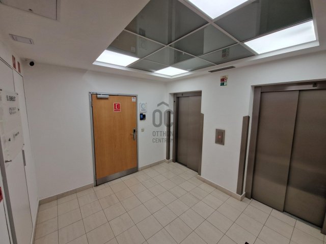 Kiadó iroda, Budapesten, I. kerületben 685 E Ft / hó
