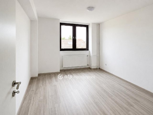 Eladó téglalakás, Budapesten, VIII. kerületben 89.9 M Ft
