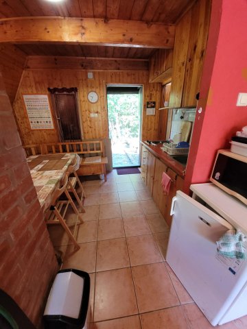 Eladó nyaraló, Orfűn 38 M Ft, 1+2 szobás / költözzbe.hu