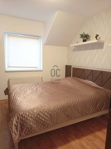 Eladó ikerház, Tatabányán 91.5 M Ft, 4 szobás