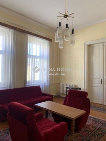 Eladó téglalakás, Kecskeméten 79 M Ft, 2 szobás