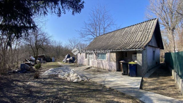 Eladó családi ház, Tápióbicskén 15 M Ft, 1 szobás