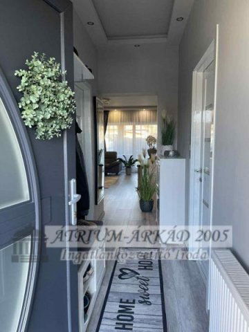 Eladó ikerház, Érden 148.9 M Ft, 4 szobás / költözzbe.hu