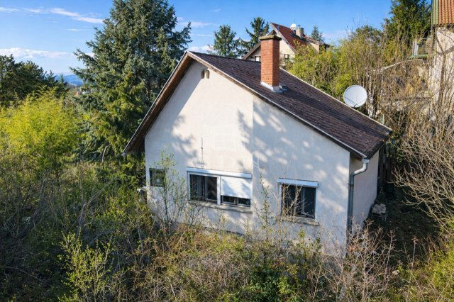 Eladó nyaraló, Balatonakarattyán 49 M Ft, 2 szobás